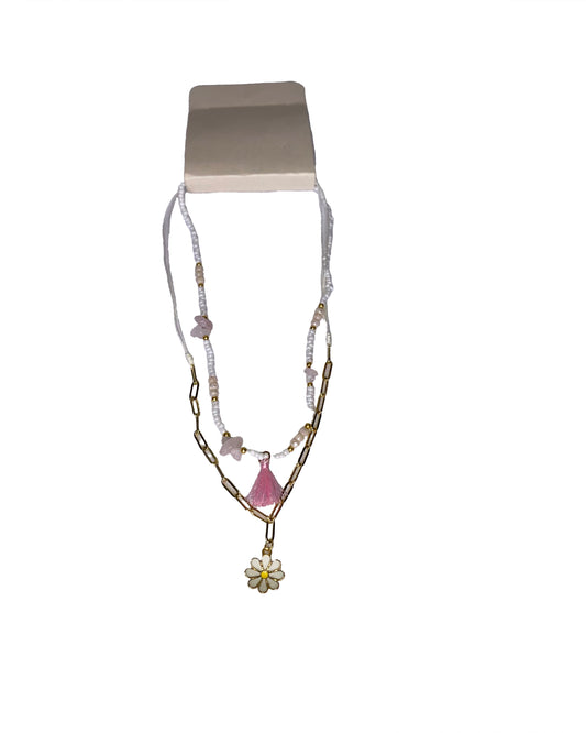 Golden Elegance: Set of Gold and White Quartz necklace.